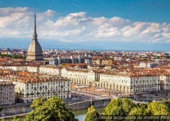 meteo-torino:-domani-nuvoloso-con-foschia,-poi-poco-nuvoloso