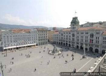 meteo-trieste:-nubi-sparse-con-rovesci-oggi,-previsioni-di-molto-nuvoloso-nei-prossimi-giorni