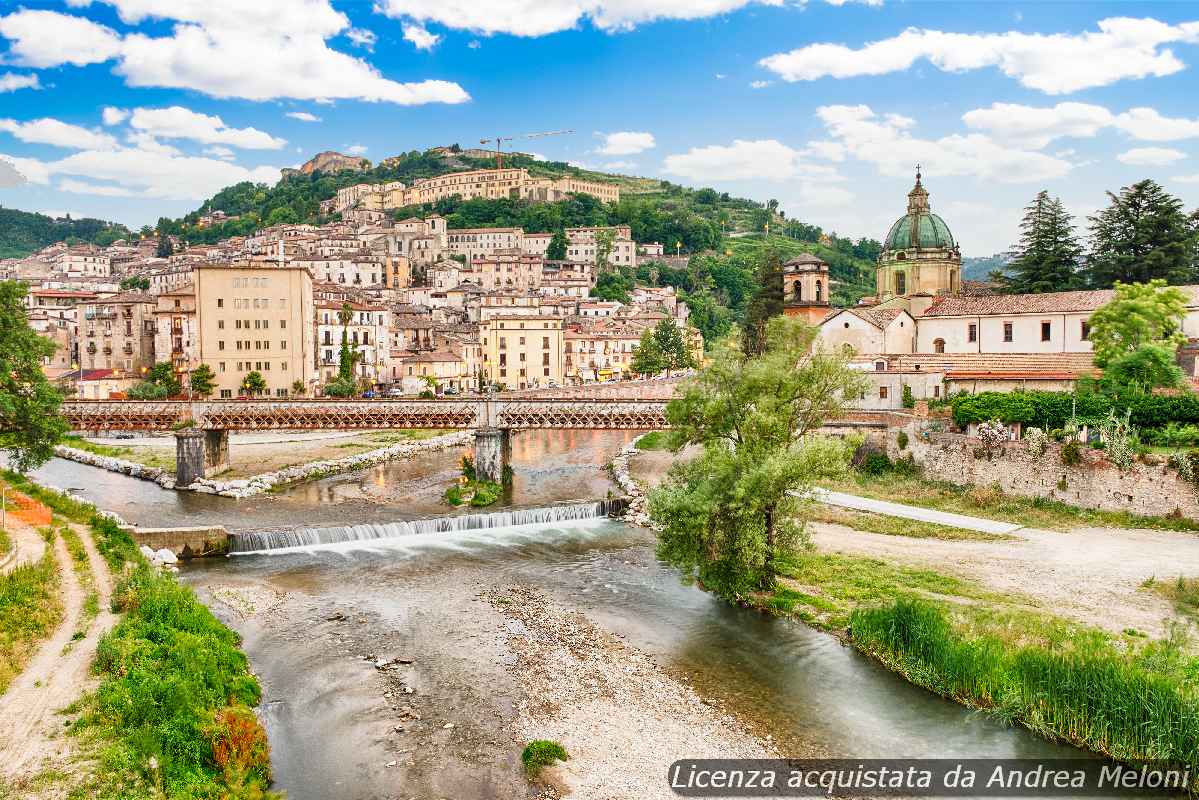 meteo-cosenza:-da-domani-nuvoloso-con-pioggia,-previsioni-meteo-dei-prossimi-giorni
