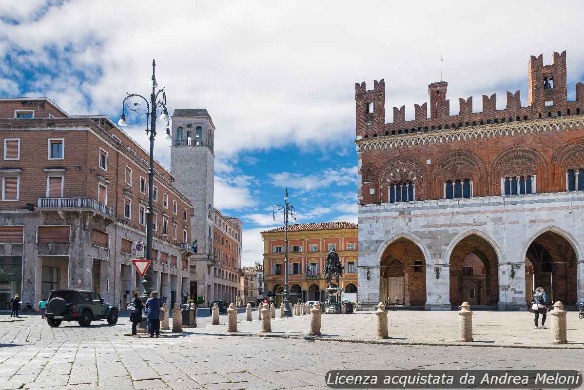 meteo-piacenza:-nuvoloso-con-foschia-oggi,-poi-poco-nuvoloso