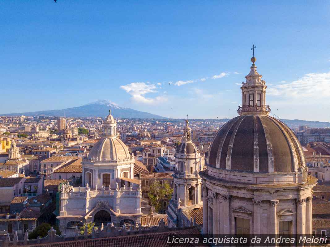 meteo-catania:-domani-nuvoloso-e-ventoso,-con-alternanza-di-nuvole-e-vento