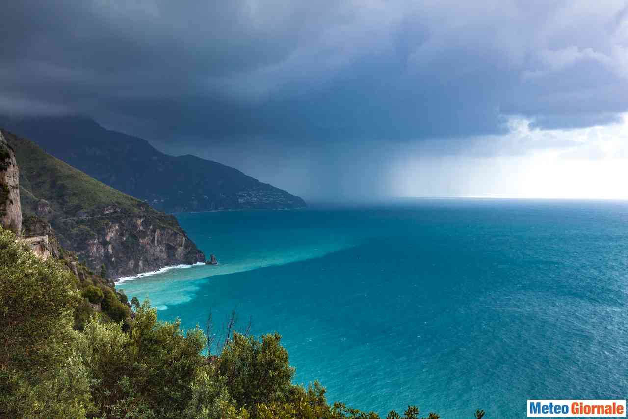 Incredibile frustata di TEMPORALI e nubifragi! ESTATE in crisi, ma ci sono novità meteo dall'Africa