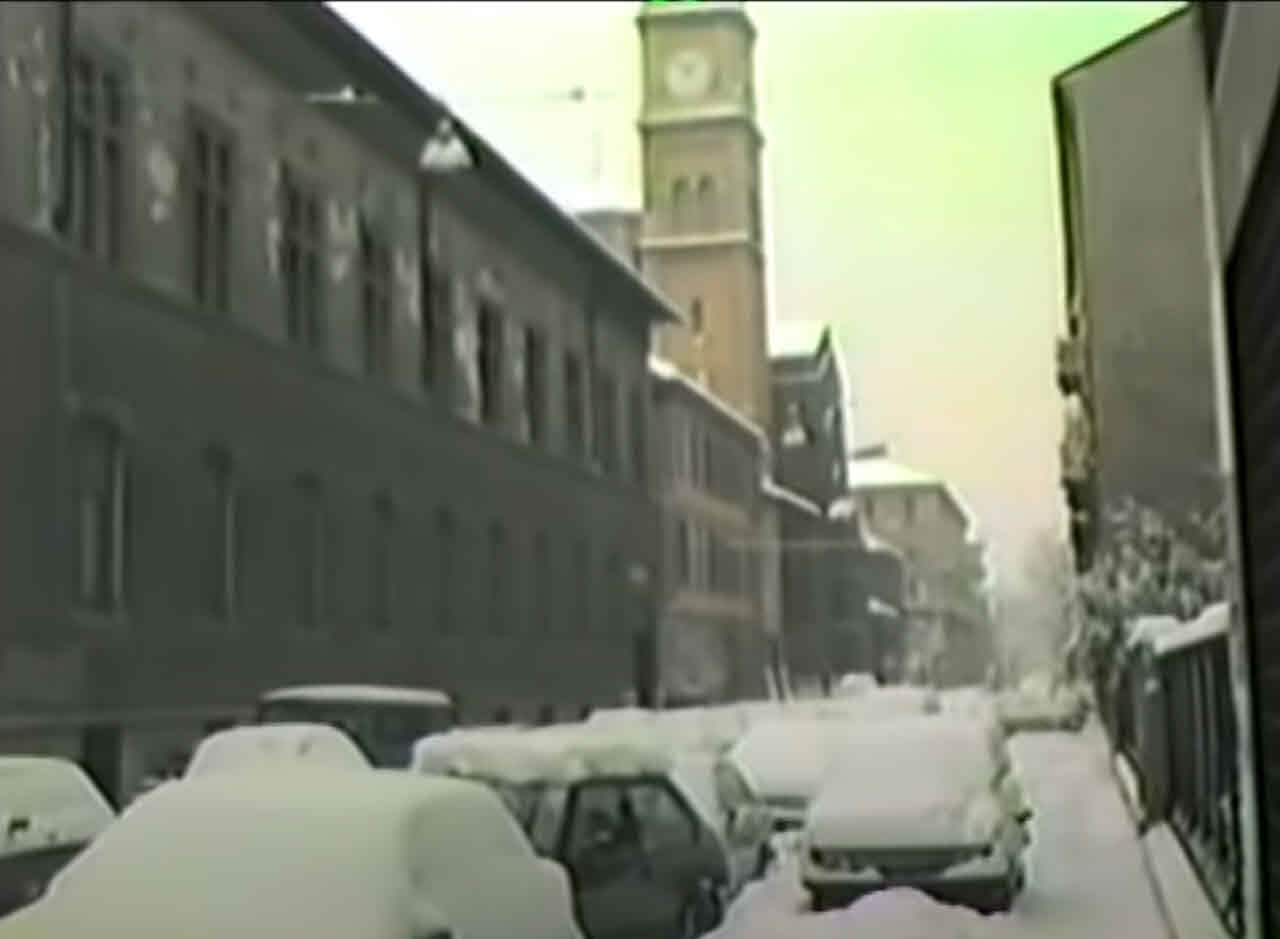 La grande nevicata del 1985 su Milano. Video meteo
