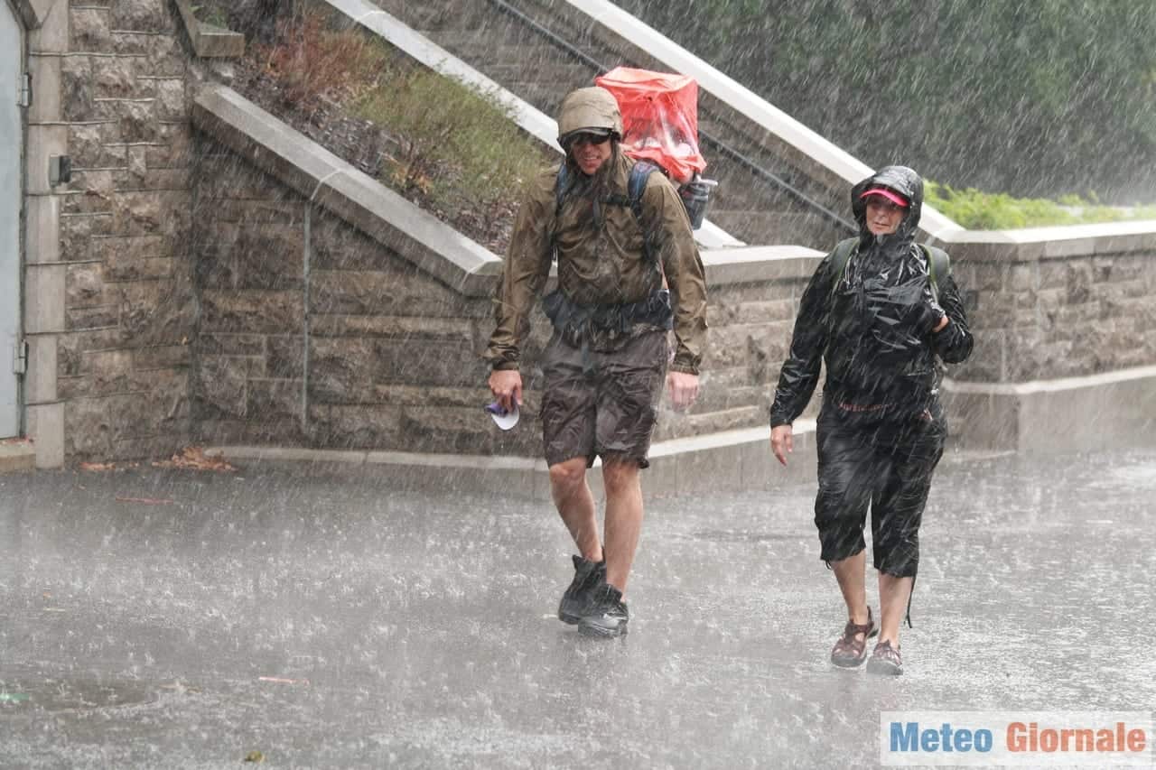 METEO prossima settimana. Graduale forte peggioramento, arrivano PIOGGE e TEMPORALI