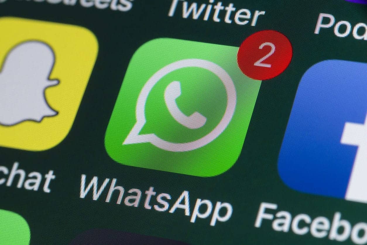 Novità WhatsApp: arriva la modalità vacanza