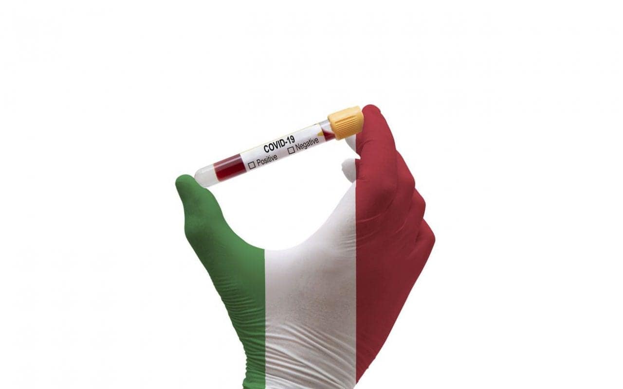 Vaccino Coronavirus, AstraZeneca riprende i test. Si riaccende la speranza 16 Vaccino Coronavirus, AstraZeneca riprende i test. Si riaccende la speranza