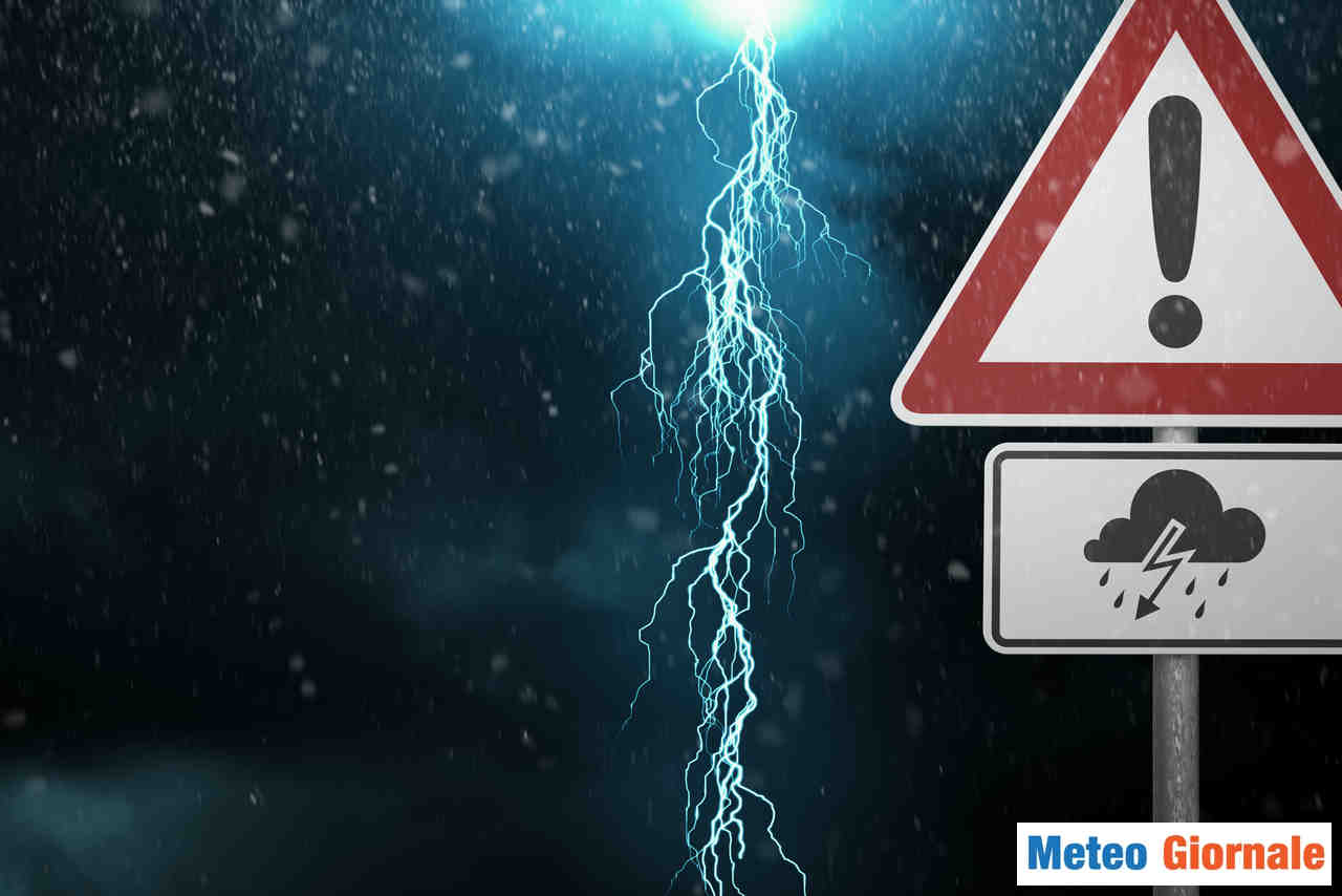 Weekend di METEO AVVERSO per il ciclone: la previsione, rischio nubifragi