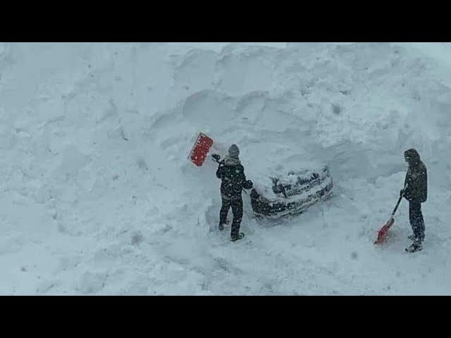 Video meteo: tempeste di neve di inaudita violenza in Giappone