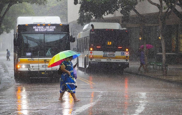 Hawaii, meteo impazzito. Alluvioni devastanti da record