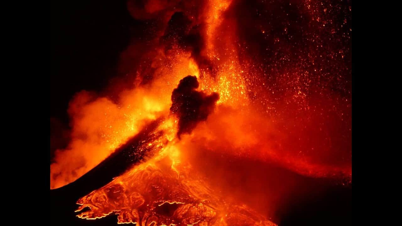 Etna live, eruzioni in corso