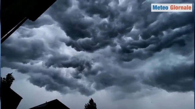 Germania, nubi nerissime annunciano un drastico cambiamento meteo