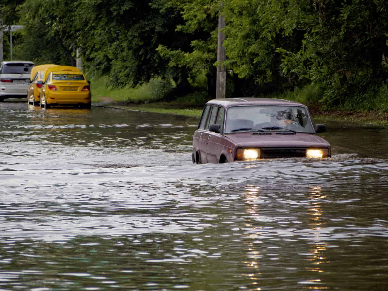 Meteo con rischio furti nubifragi, possibilità di violente grandinate
