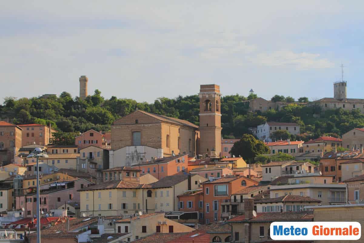 Meteo ANCONA siccità e caldo afoso