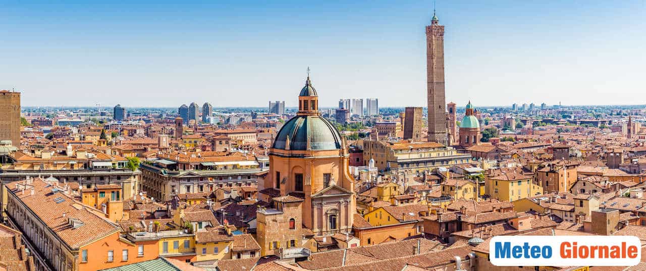 Meteo BOLOGNA con caldo afoso, ma con possibili temporali anche intensi
