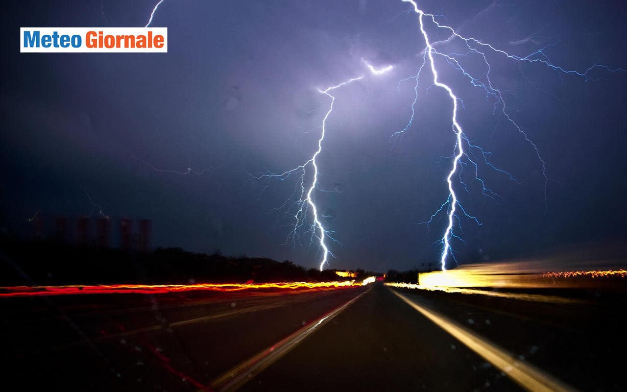 Grandi novità meteo per domenica: PEGGIORA, ecco dove