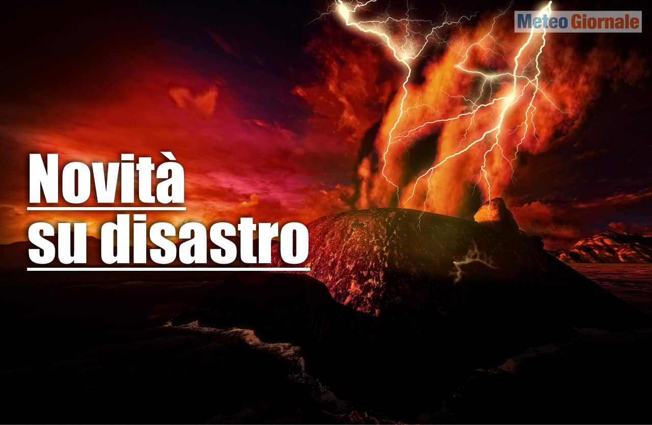 Crollo con tsunami di un'Isola in Indonesia. Non fu causato dalla potente esplosione vulcanica
