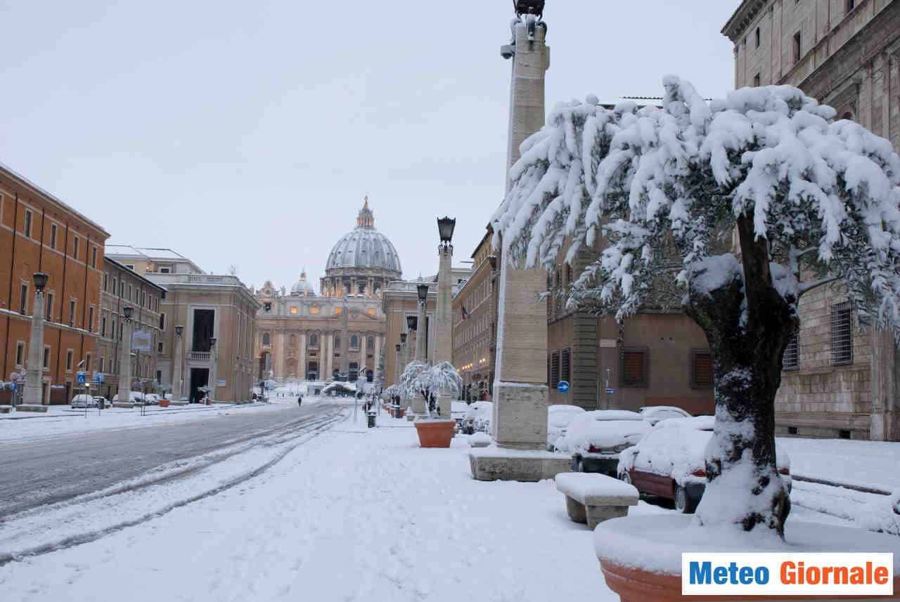 Meteo: Roma SOTTO LA NEVE, può succedere persino a Marzo
