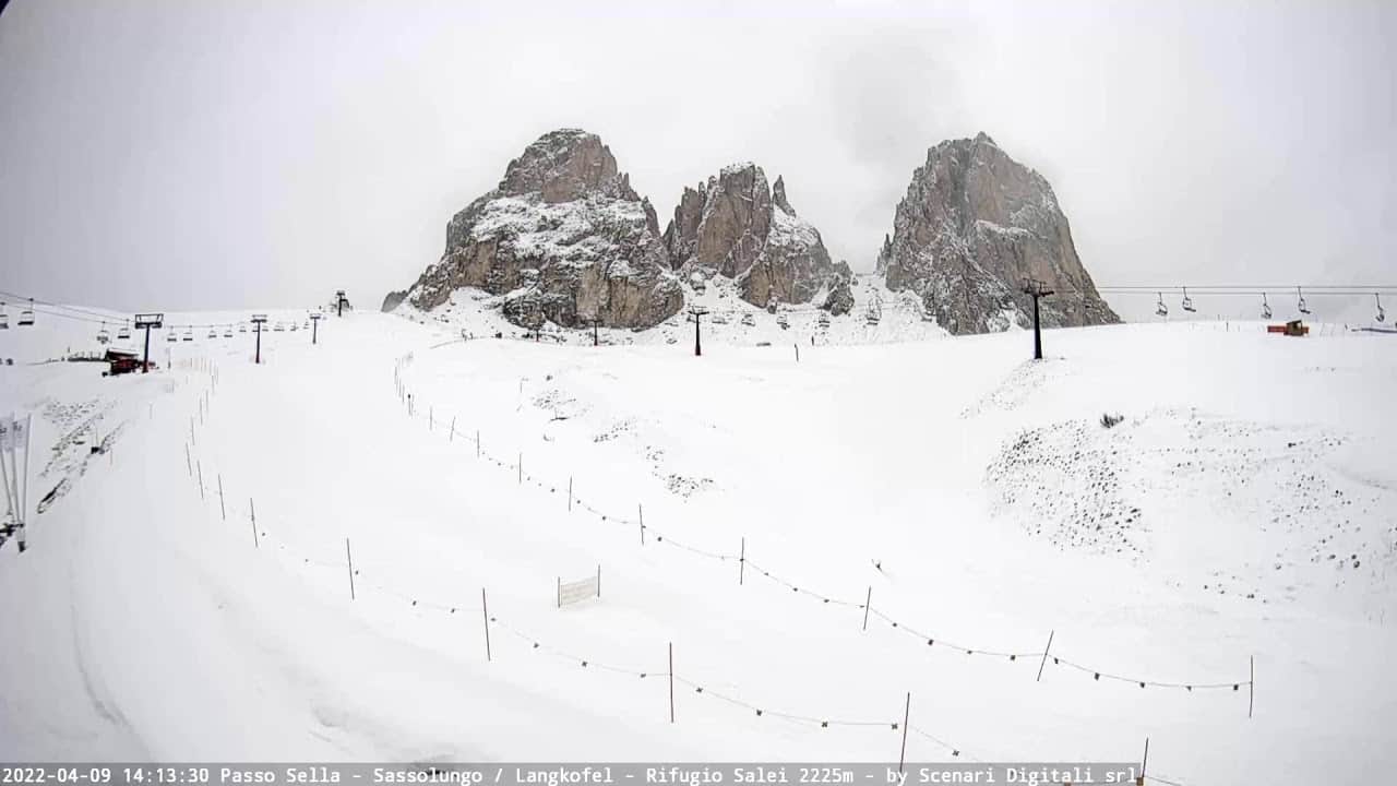 Diretta Meteo dalle Web CAM sulle Dolomiti, neve in atto