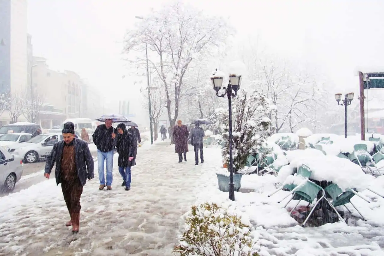 Neve invernale ad inizio Aprile
