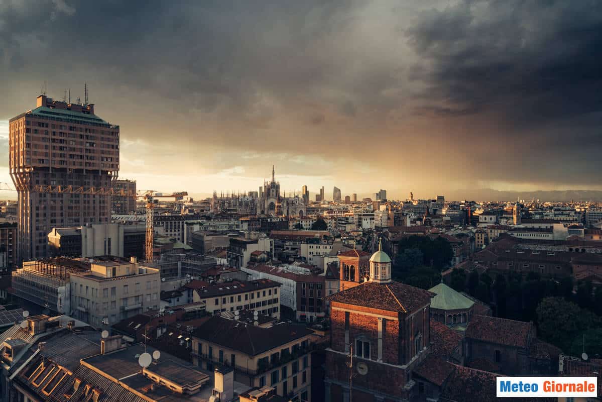 Meteo Lombardia, Allerta della Protezione Civile per forti temporali con rischio grandine