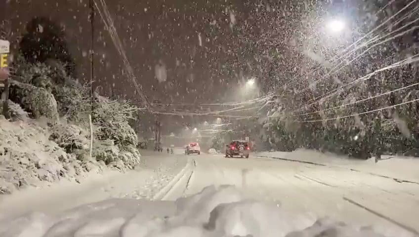 Vi piacerebbe il meteo dell’Argentina. Nevica, ed è inverno. Video