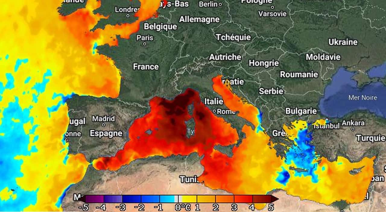 Meteo: Mar Mediterraneo oltre 30°C, il pericolo in vista dell’Autunno
