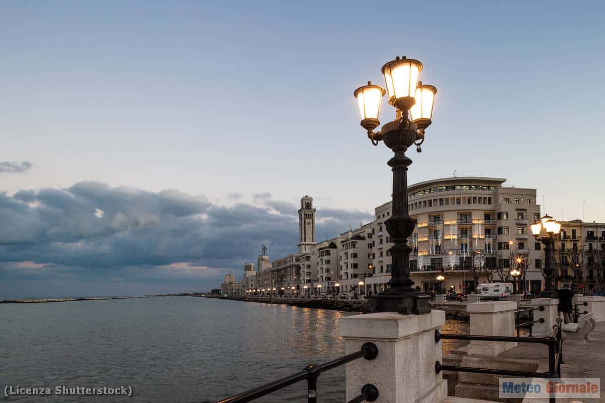 Meteo BARI: caldo afoso, tendente a opprimente