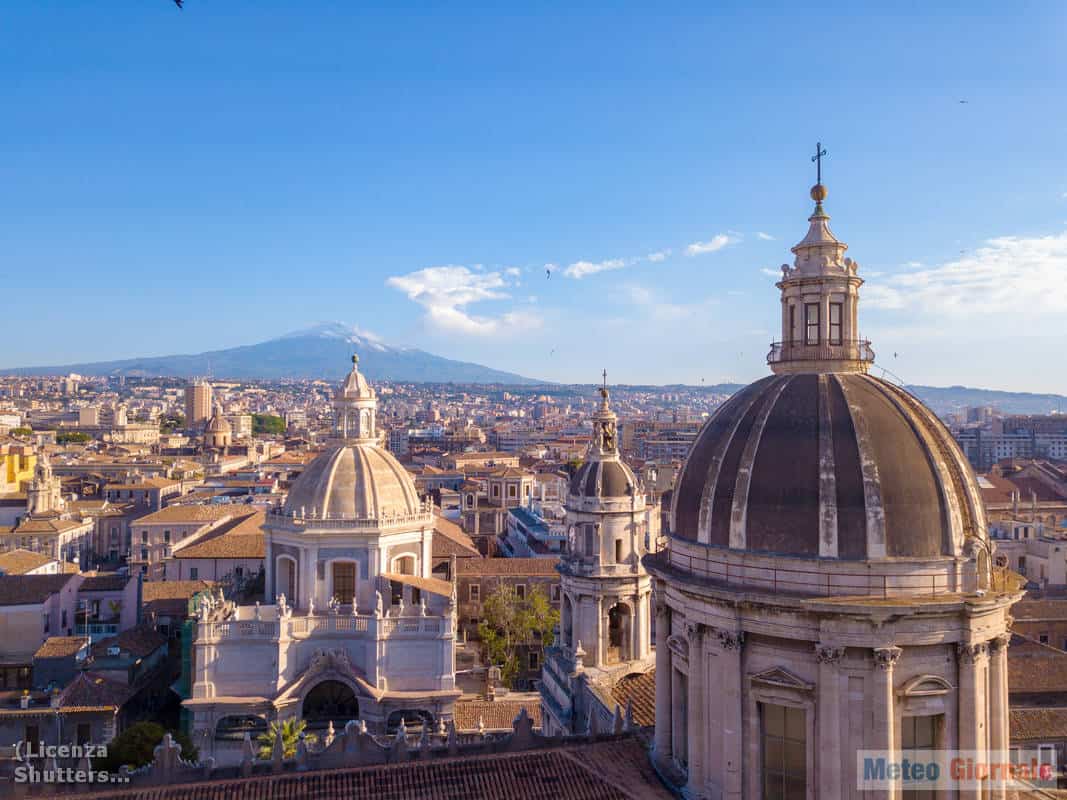 Meteo CATANIA: caldo molto afoso, temperature in aumento