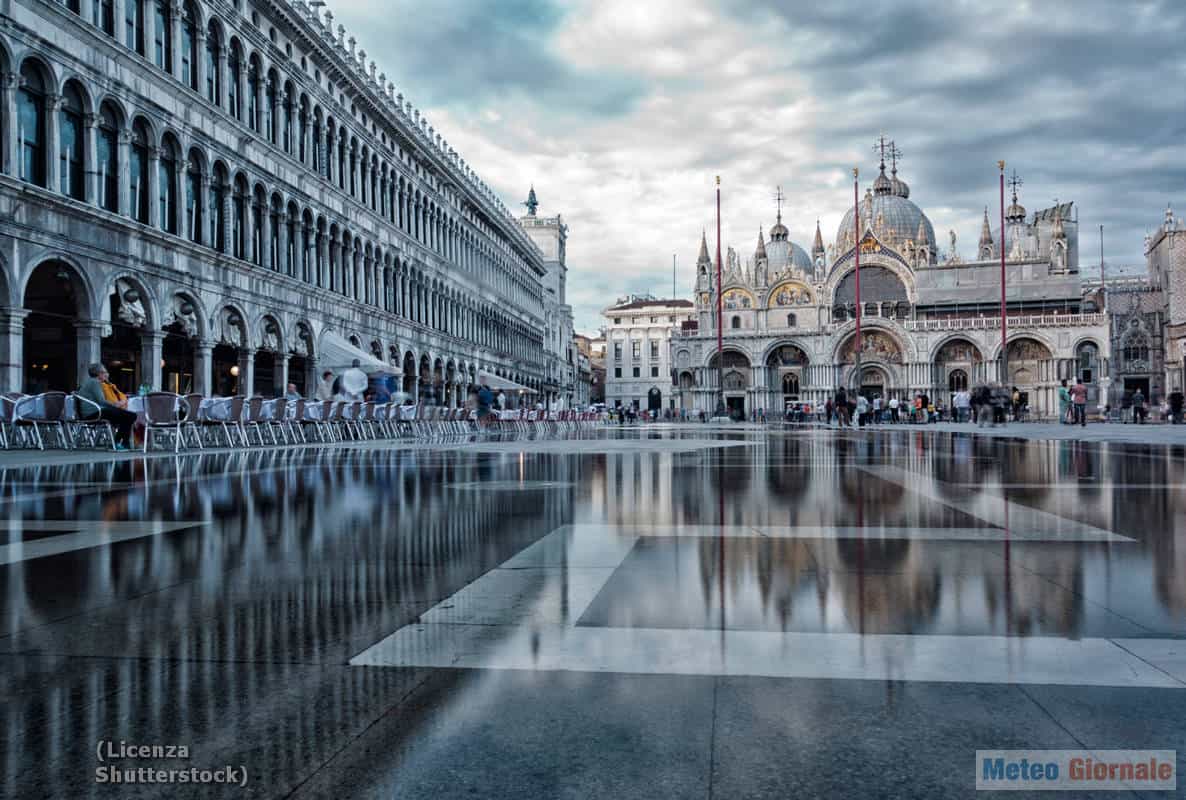 Meteo VENEZIA: caldo ancora tropicale, con qualche temporale