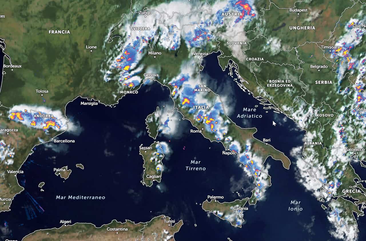 Diretta Meteo: temporali in atto in molte località