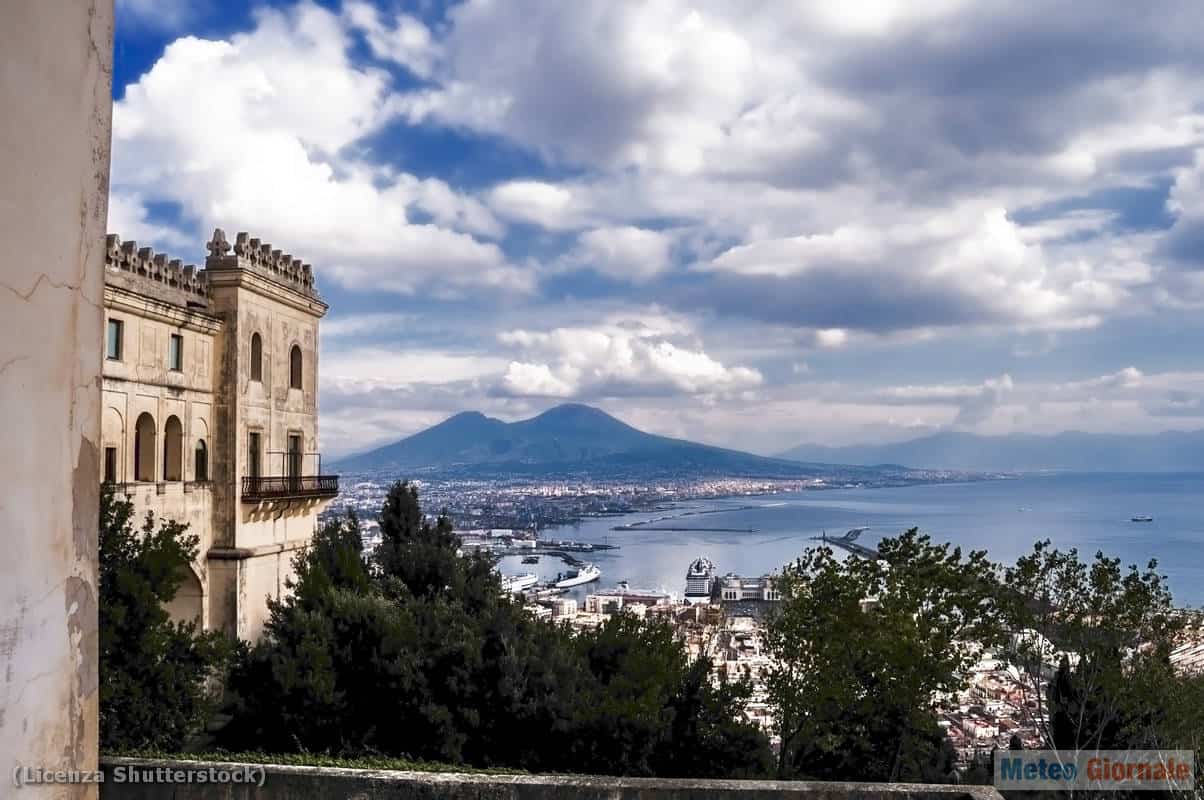 Meteo NAPOLI: caldo tropicale con qualche temporale