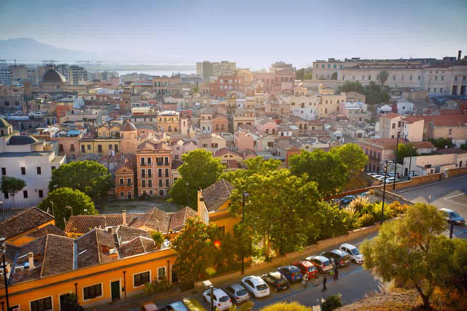 Meteo CAGLIARI: bel tempo e temperature straordinariamente miti. Qualcosa cambierà