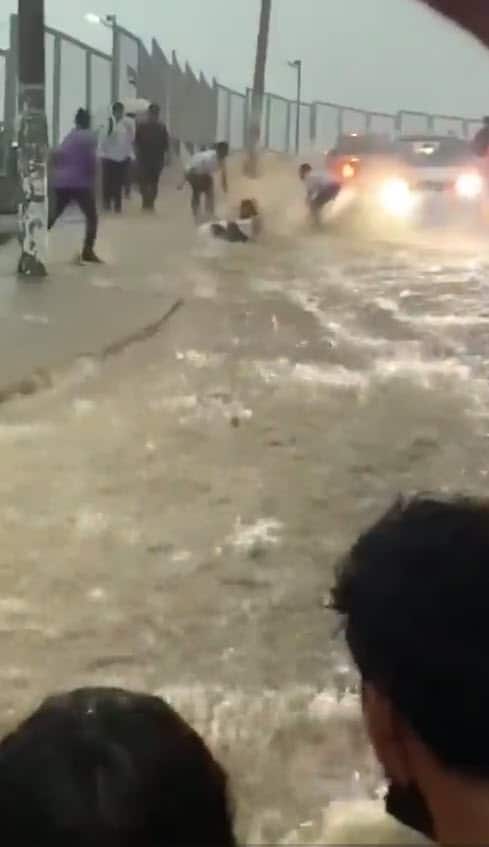 Temporale alluvionale su Acapulco, Messico. Video meteo