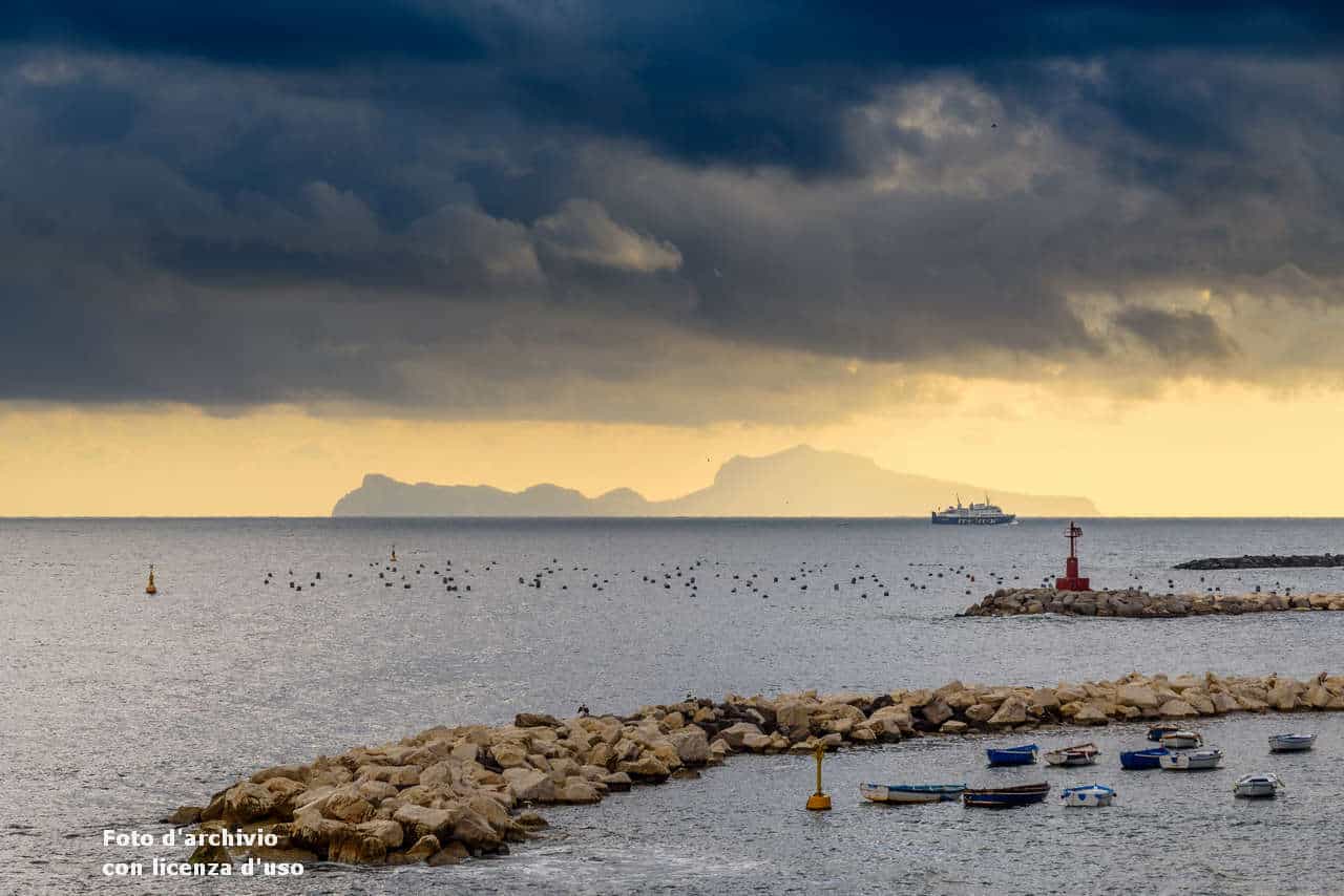 Meteo NAPOLI. Bel tempo è molto mite, poi peggioramento
