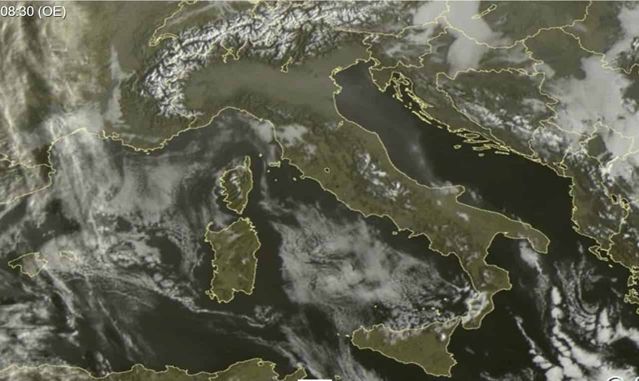 Meteosat: una rara veduta dell’Italia in un primo mattino di Febbraio