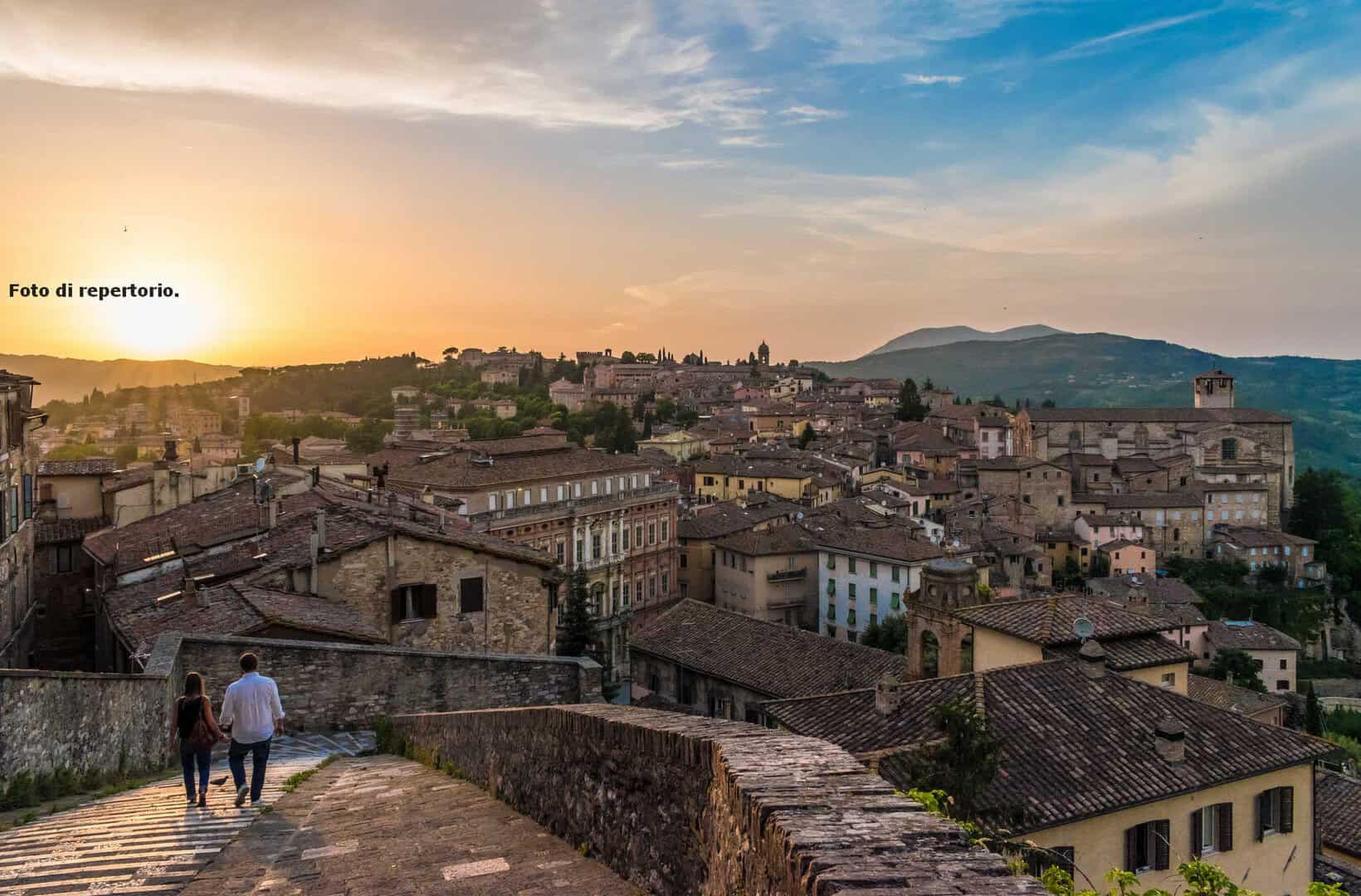Meteo PERUGIA. Bel tempo, temperatura in fortissimo aumento