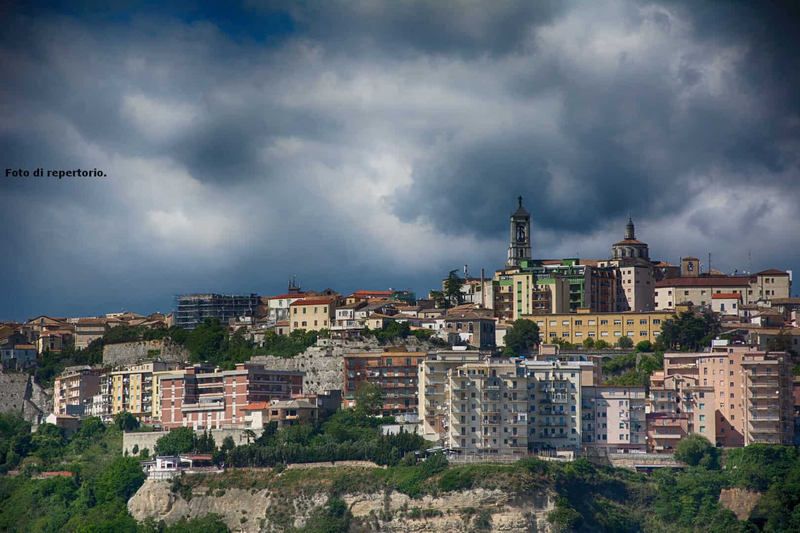 Meteo CATANZARO. Freddo è maltempo. Neve in zona