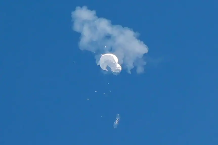 UFO abbattuti in America e Canada. Ormai sono 4, cosa si sa di questi oggetti non identificati