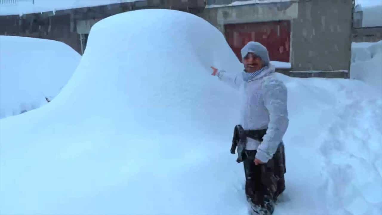 Mari italiani infestati da cicloni mediterranei, con tempeste di neve 14 Mari italiani infestati da cicloni mediterranei, con tempeste di neve