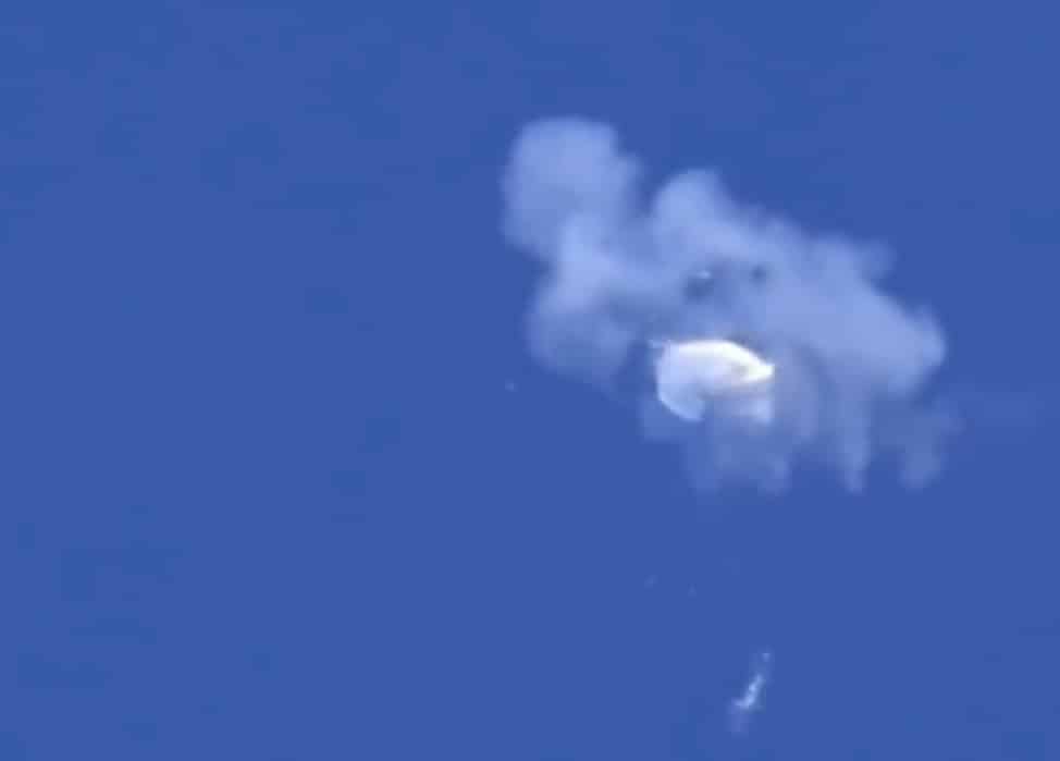 Video dell’abbattimento del pallone cinese. Sarà poi stato per ricerche meteo