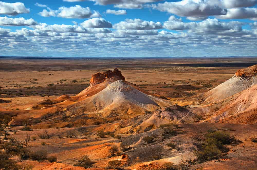 Viaggio alla scoperta di Coober Pedy: un’avventura nella città sotterranea capitale mondiale dell’opal