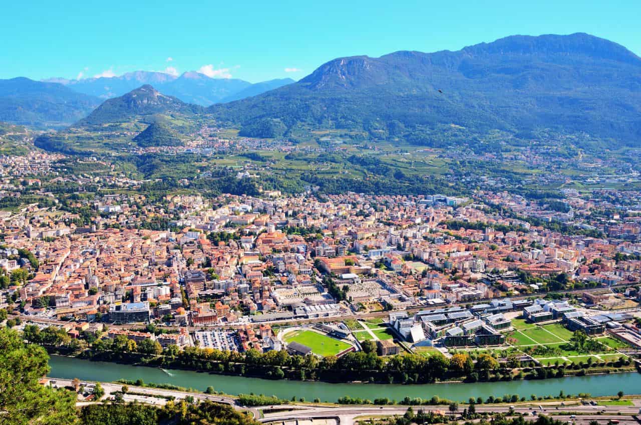 Meteo di aprile a Trento: in subbuglio, tra belle giornate, piogge e ritorni di freddo improvvisi