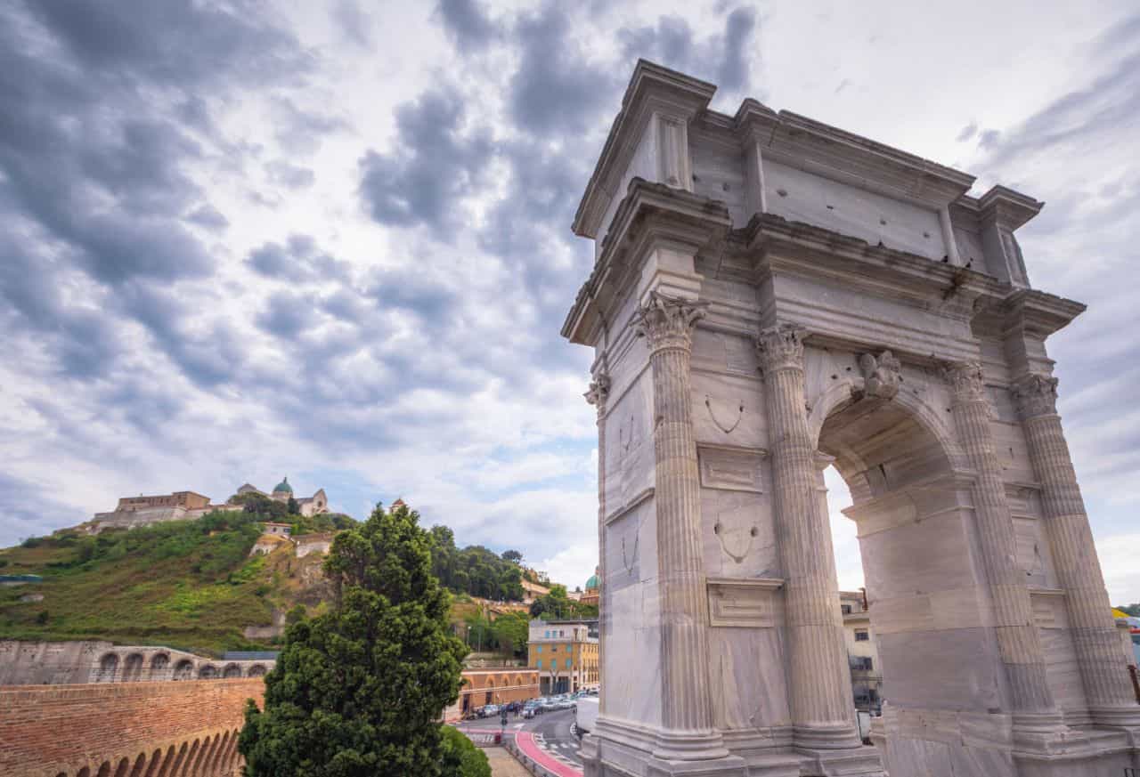 Maggio ad Ancona dal meteo "birichino", caldo, fresco e temporali improvvisi