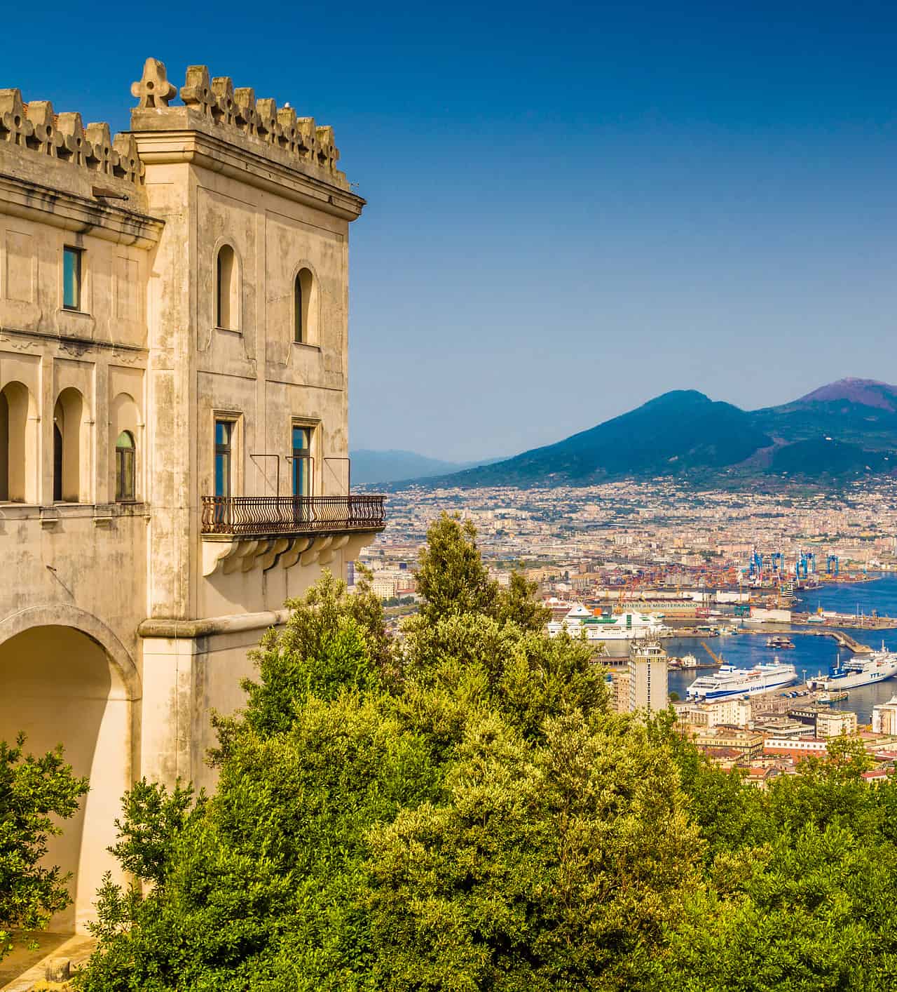 Alla scoperta di Napoli, perla d’Italia: un viaggio tra storia e cultura