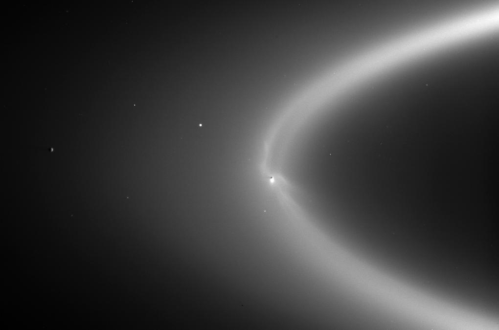 NASA, missione Cassini. Elemento chiave della vita in una Luna di Saturno