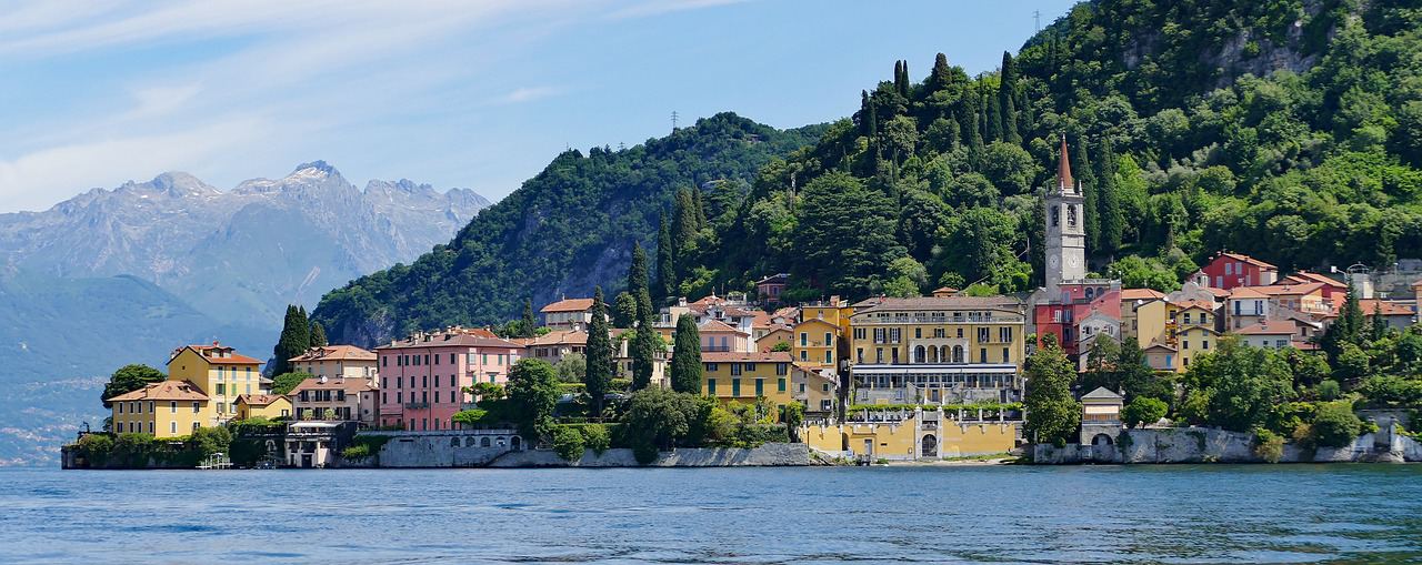 Percorso della Poesia sul Lago di Como: guida e punti di interesse