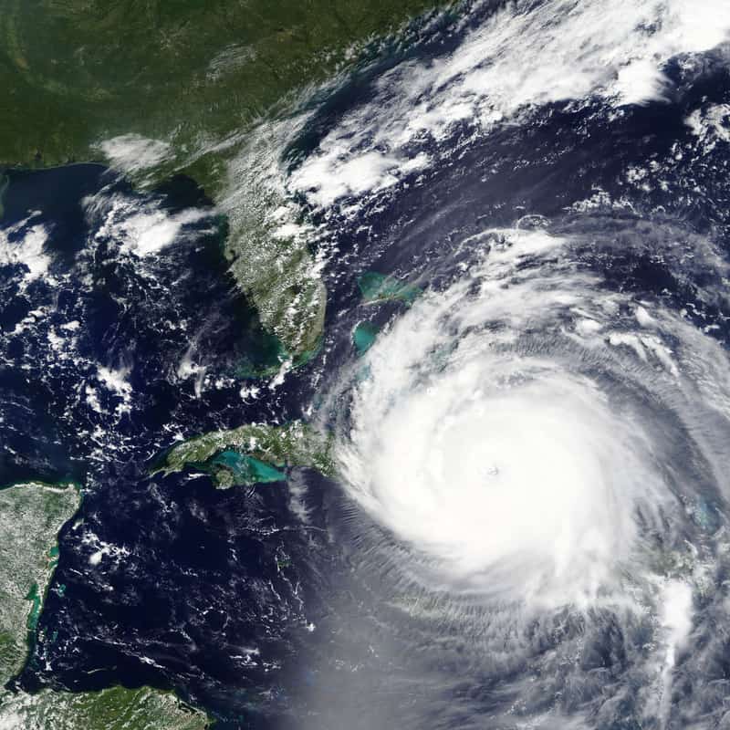 Formazione della Decima Depressione Tropicale vicino al Golfo del Messico-diretta verso la Florida come uragano
