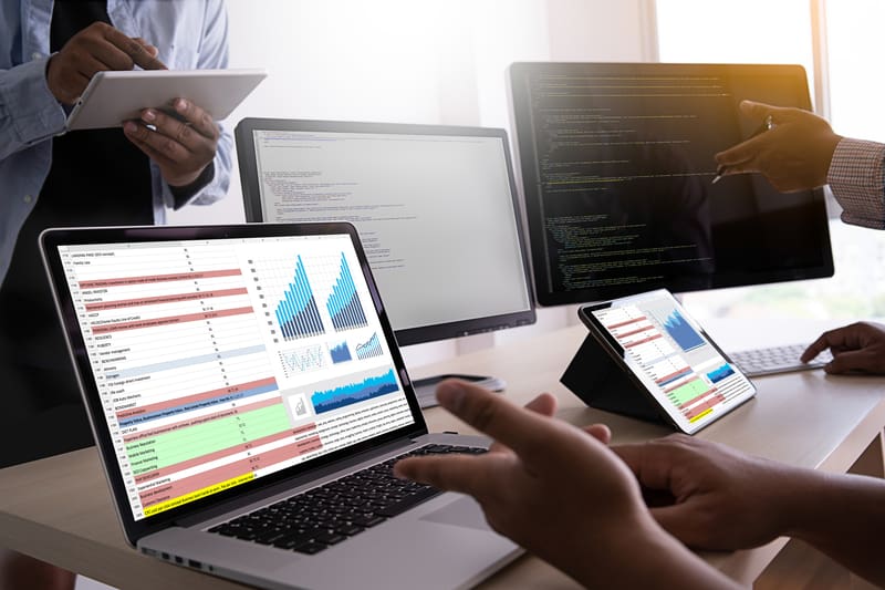 Il settore della tecnologia di consumo registra un calo del fatturato a 390 miliardi