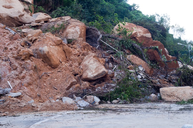 Grande frana colpisce il percorso di Kedarnath Yatra in Uttarakhand, numerose persone scomparse