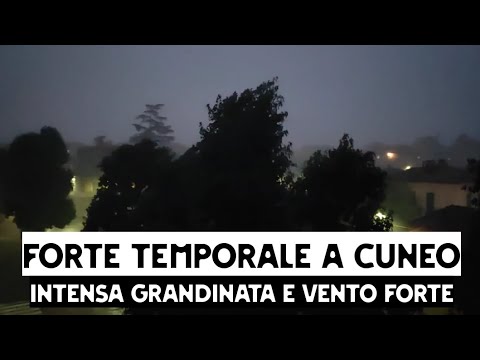 Grandinate devastanti in provincia di Cuneo